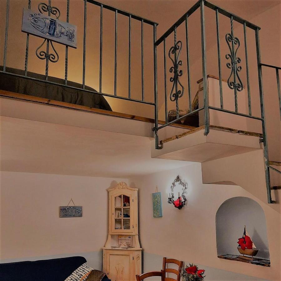 La Casa A Balconcino Daire Gaeta Dış mekan fotoğraf